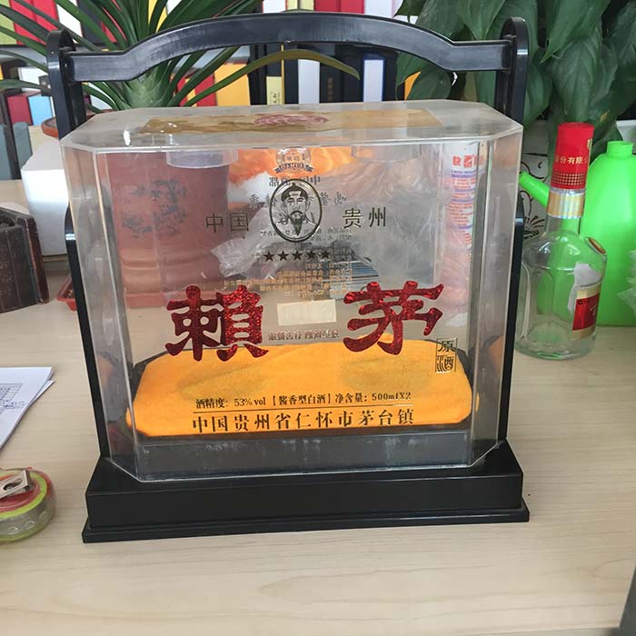 手提兩瓶裝